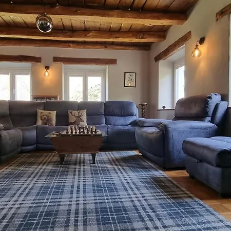 Hisa Brdo Vendégház 3*