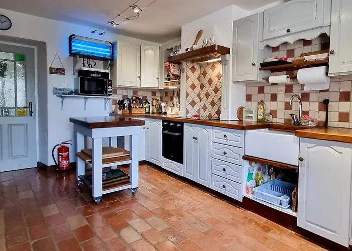 Hisa Brdo بيت ضيافة تولمين