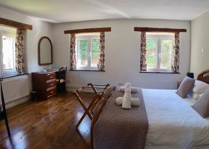 Hisa Brdo بيت ضيافة تولمين