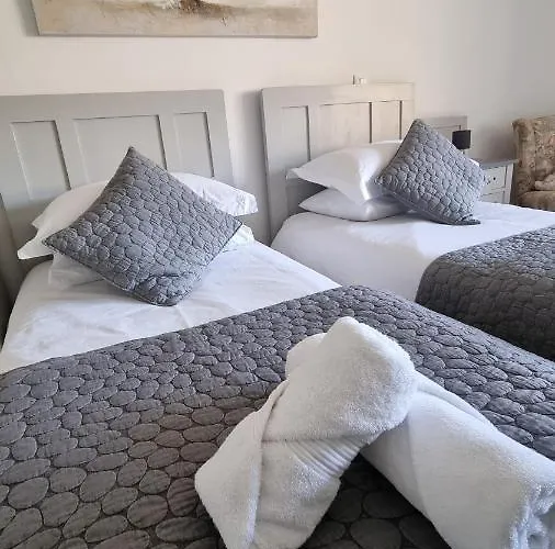 Hisa Brdo تولمين