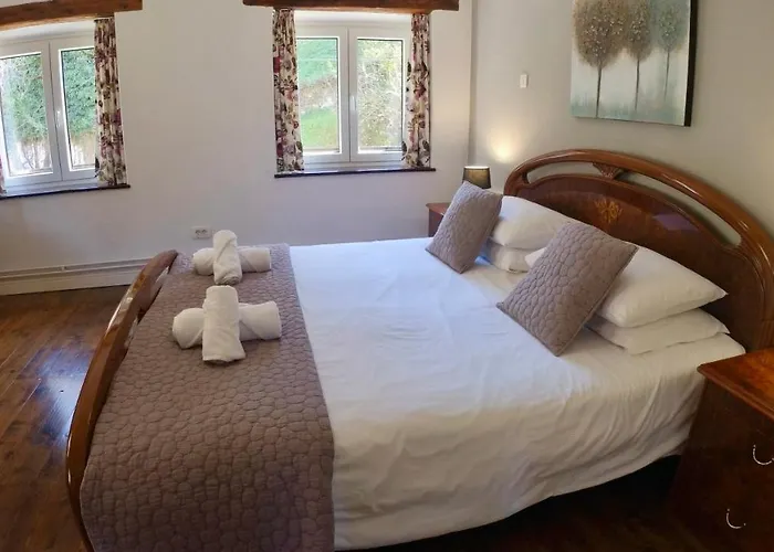 بيت ضيافة Hisa Brdo 3*