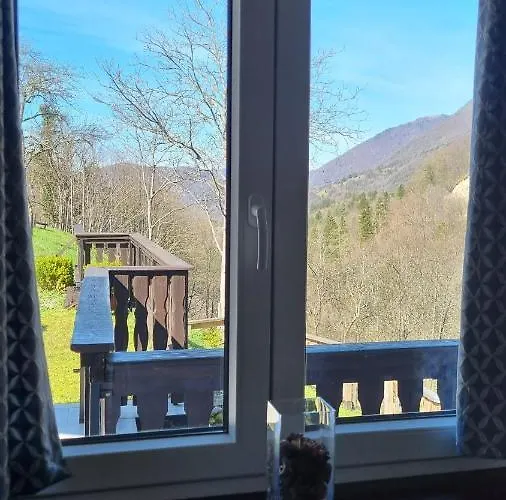 Hisa Brdo بيت ضيافة تولمين